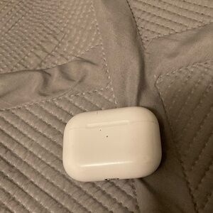 White Wireless Earbuds Case